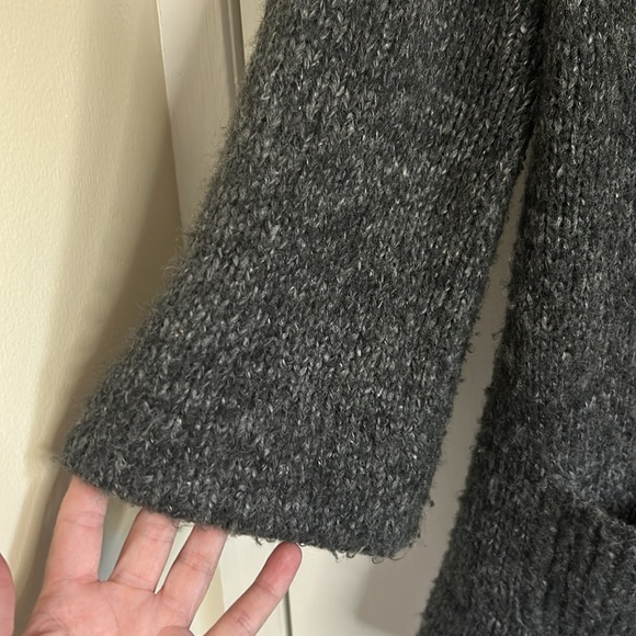 Carducci VGUC beautiful 3 button cardi, Acrylic - Picture 7 of 14